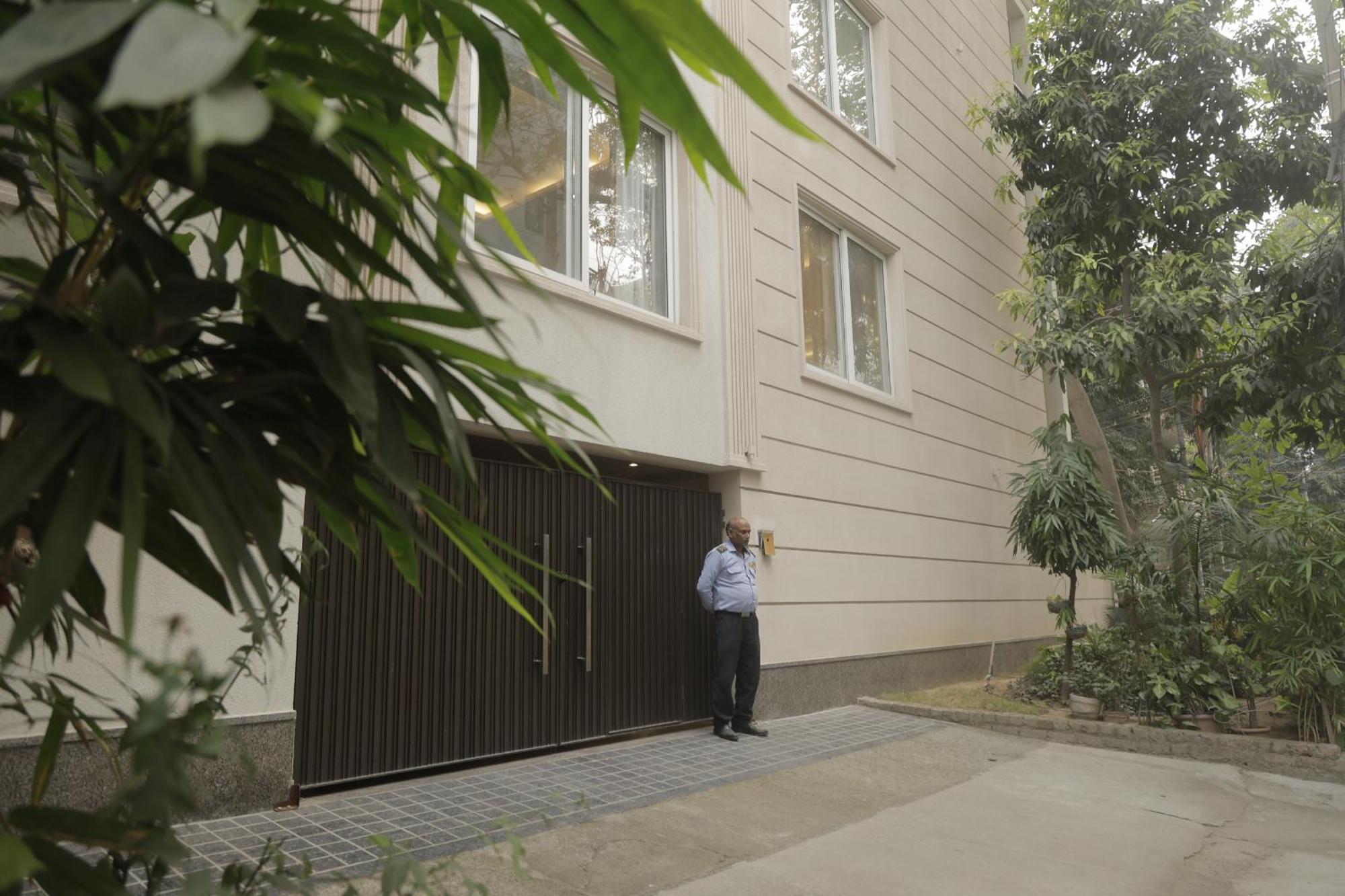 Bed and Breakfast Under My Roof Superio Nueva Delhi Exterior foto