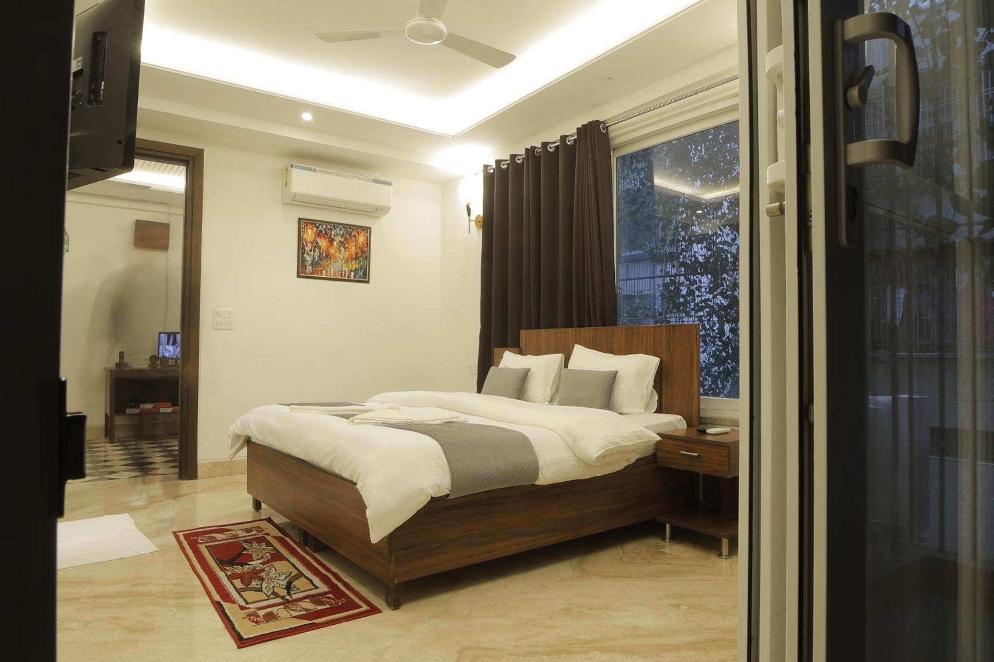 Bed and Breakfast Under My Roof Superio Nueva Delhi Exterior foto
