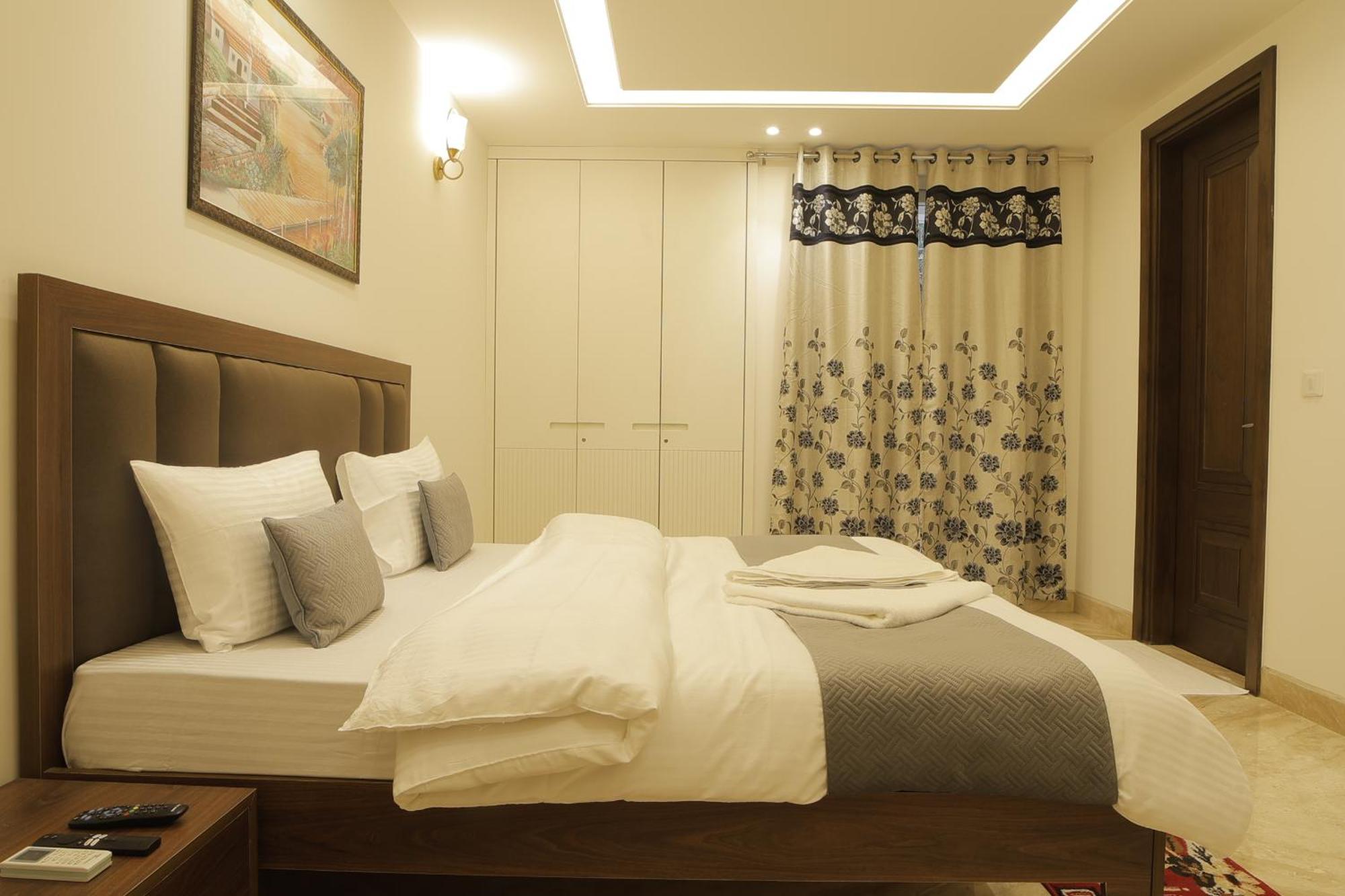 Bed and Breakfast Under My Roof Superio Nueva Delhi Exterior foto